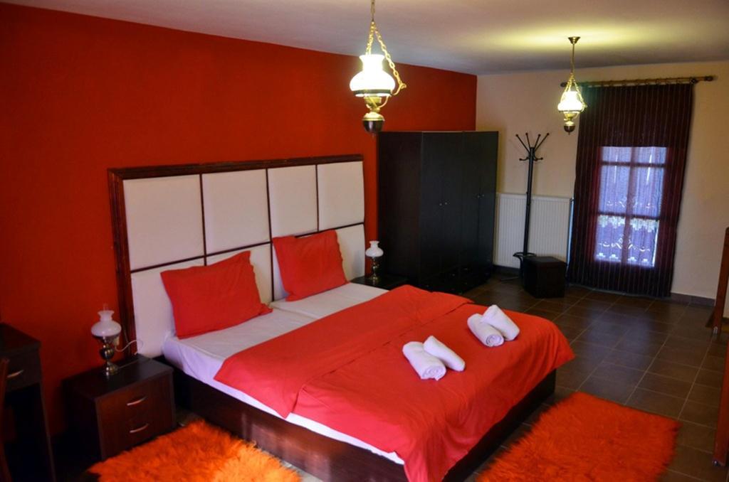 Hotel Prasino Horio Arnaía Exteriér fotografie